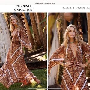 Chasing Unicorns Falling Leaves Small NWT